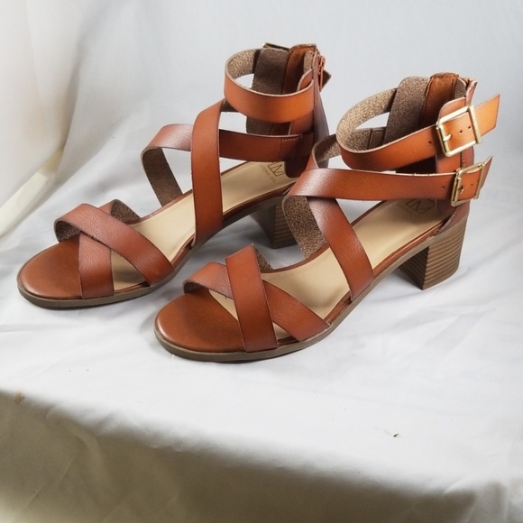 material girl danee block heel city sandals